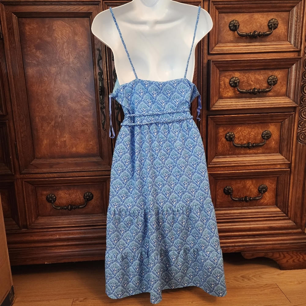 Vineyard Vines Dress - Picture 5 of 11